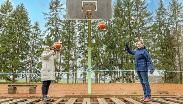 Võru valla noored ja vanad unistavad palliplatsist ja seikluspargist